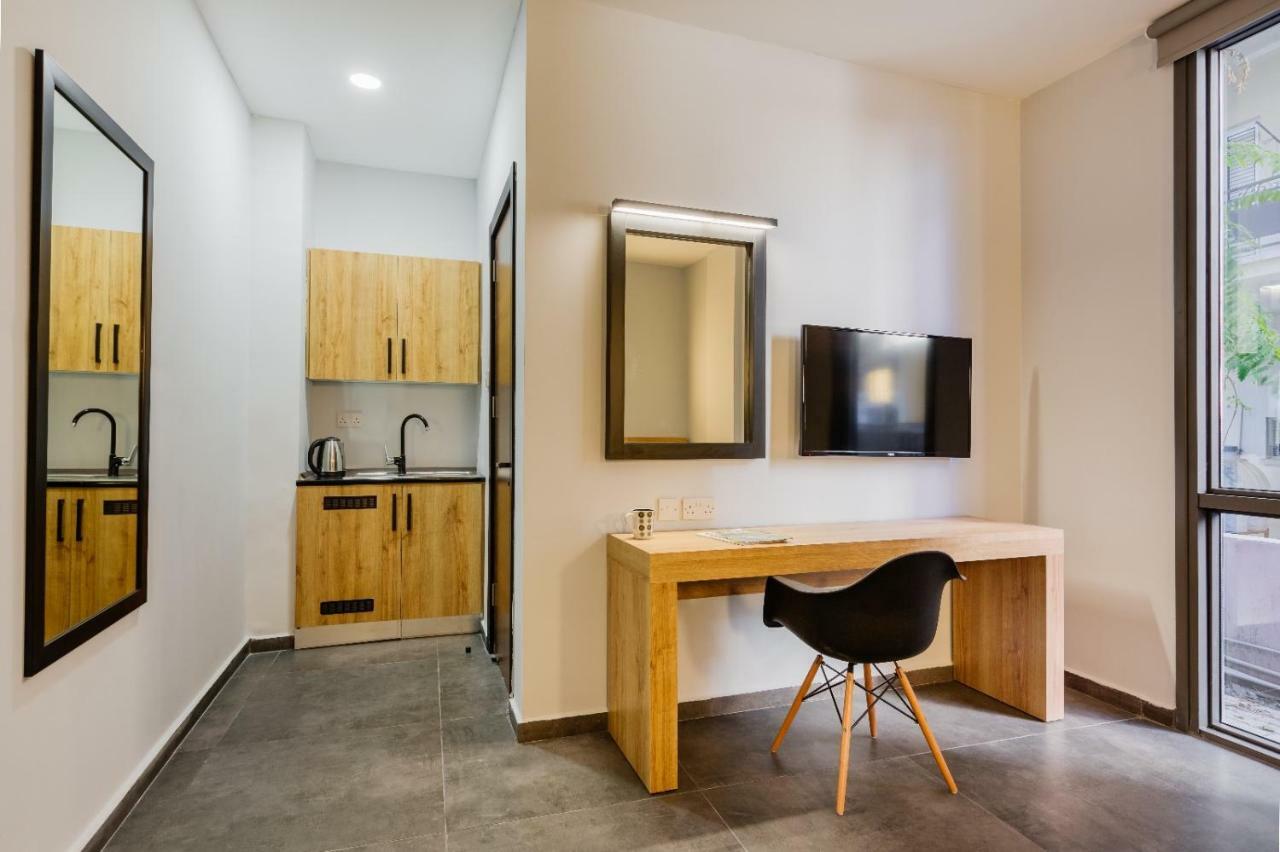 G Suites Luxury Rentals Nicosia Esterno foto